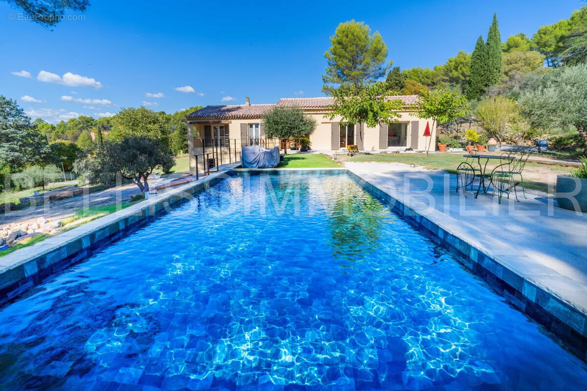 Maison à SAINT-RAPHAEL