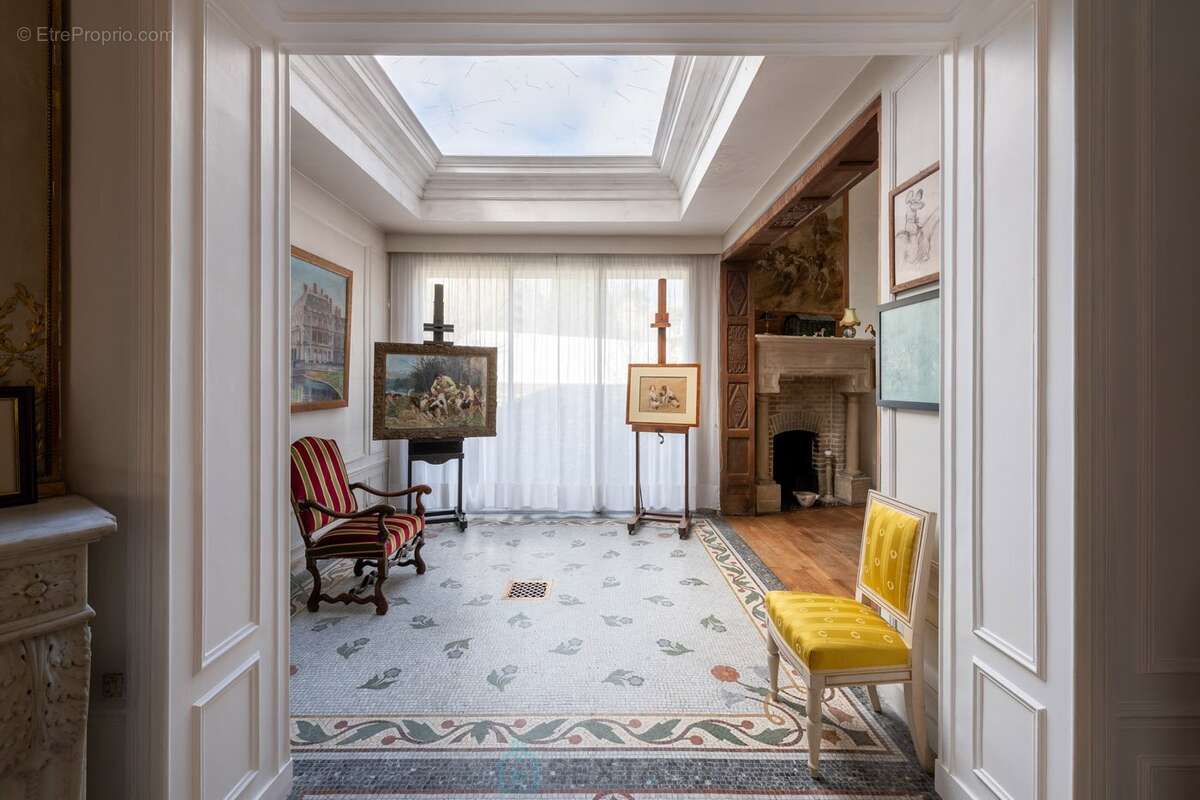 Maison à FONTAINEBLEAU