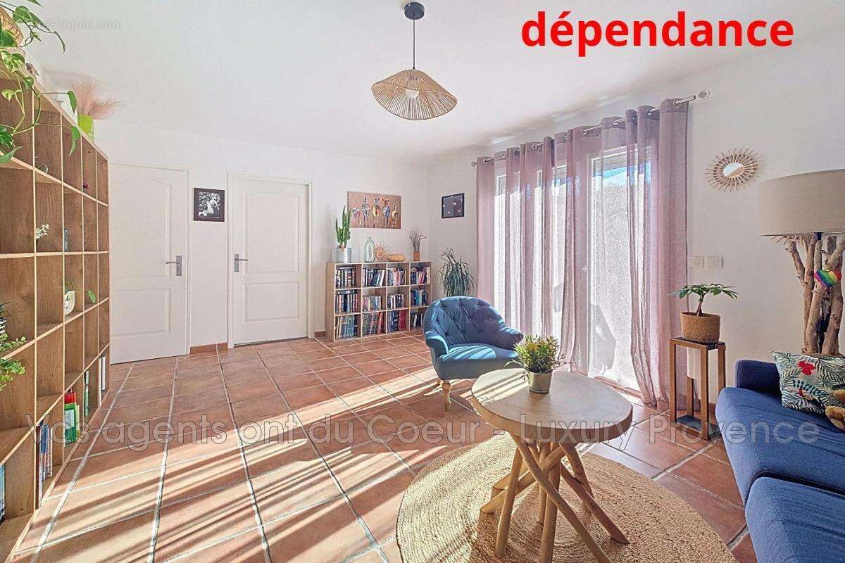 Maison à SAINT-SAVOURNIN