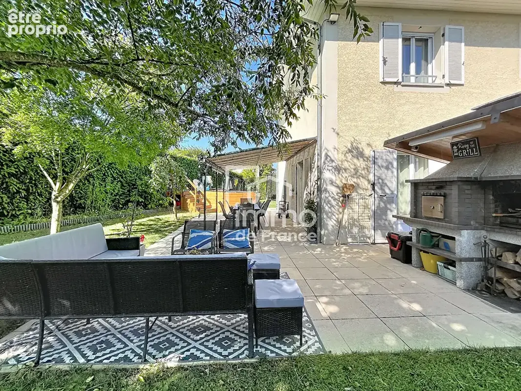 Viry maison 157 m² rénovée avec sous-sol et 4 chambres, aux portes de Genève - photo 4