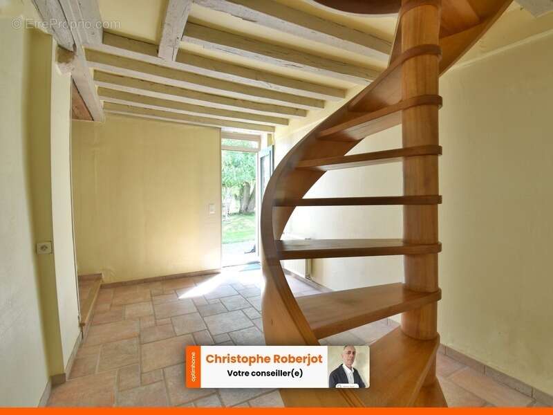 Maison Familiale ATYPIQUE en pierres située entre Chalon sur Saône et Beaune dans un havre de paix de 1700m2 et plus - photo 12