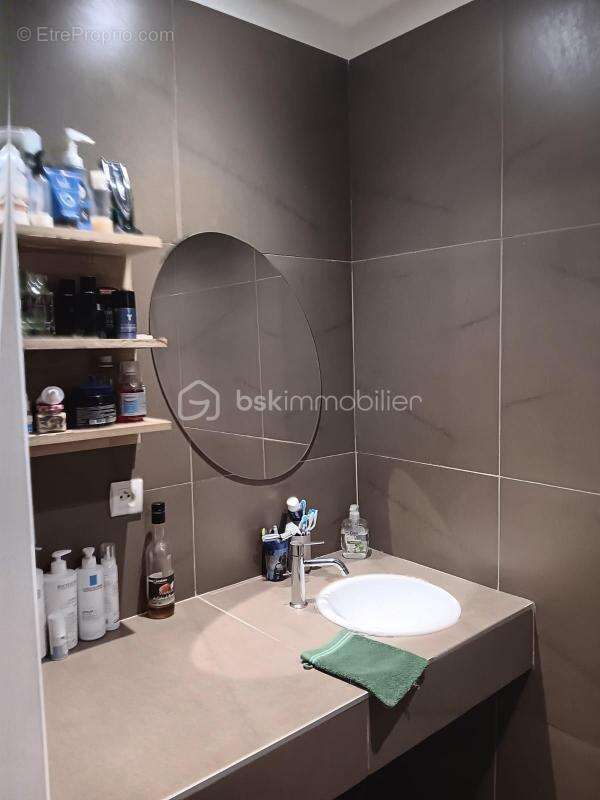 Appartement à AIX-LES-BAINS