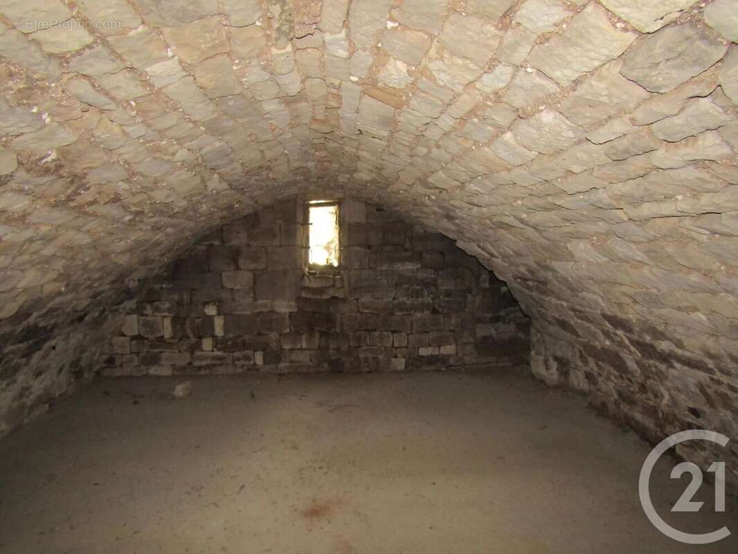 Maison à PAIZAY-NAUDOUIN-EMBOURIE