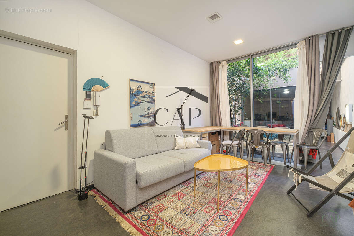 Appartement à MARSEILLE-7E