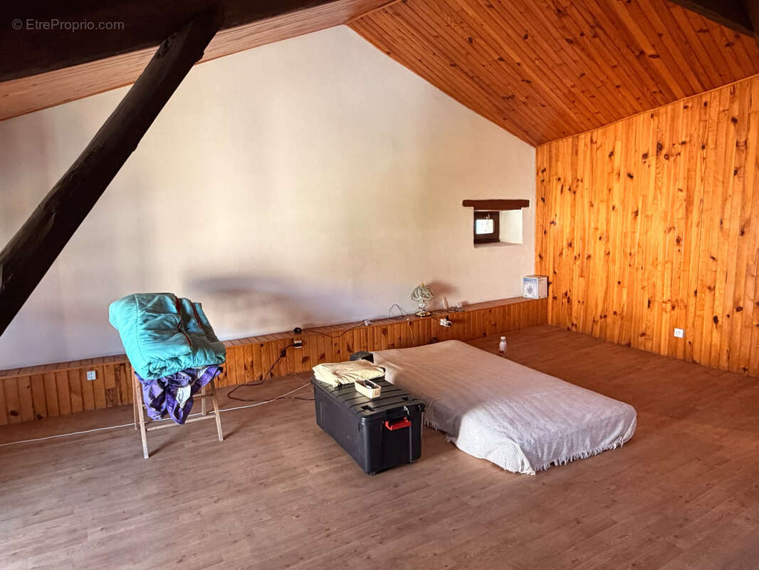 Jolie maison en pierres - photo 6