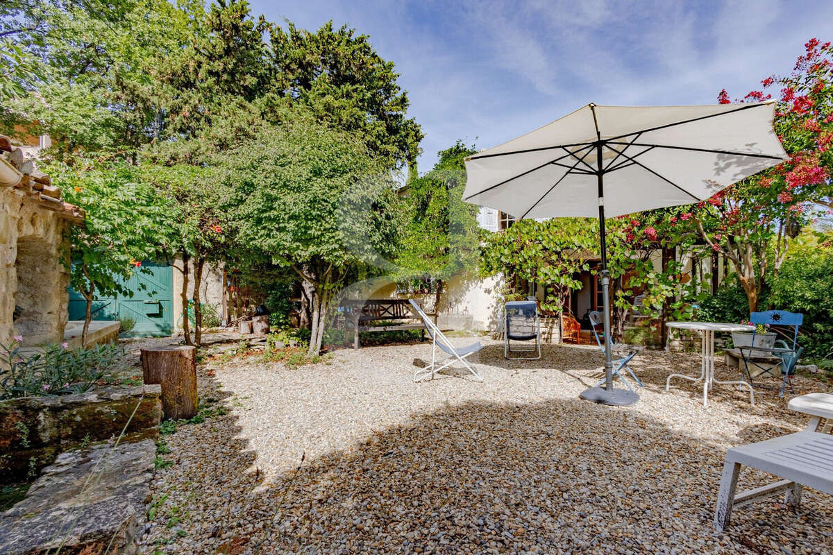 Maison à VAISON-LA-ROMAINE
