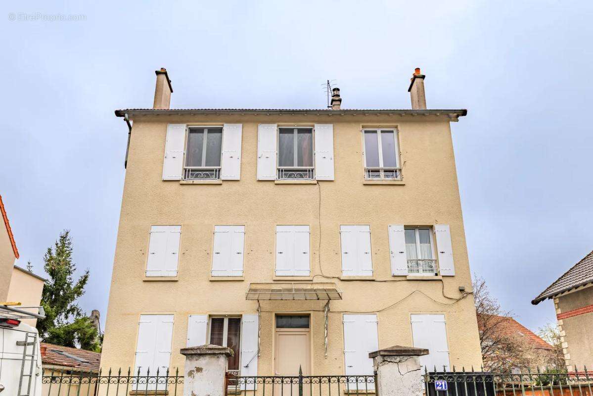 Appartement à LIMEIL-BREVANNES