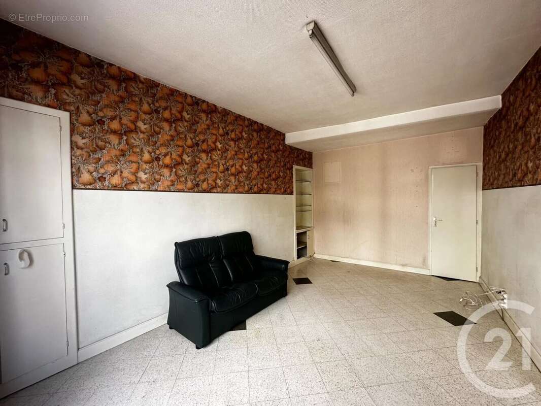 Maison à CHEF-BOUTONNE