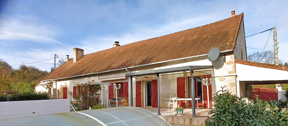 Maison à NOYANT-D&#039;ALLIER