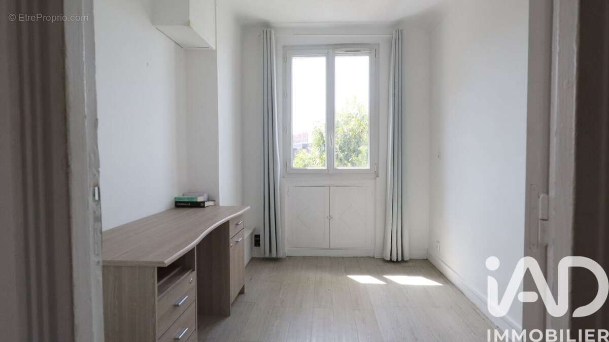Photo 7 - Appartement à JUVISY-SUR-ORGE