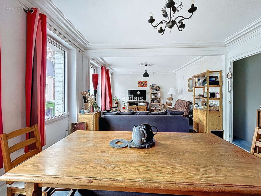 Appartement à BARNEVILLE-CARTERET