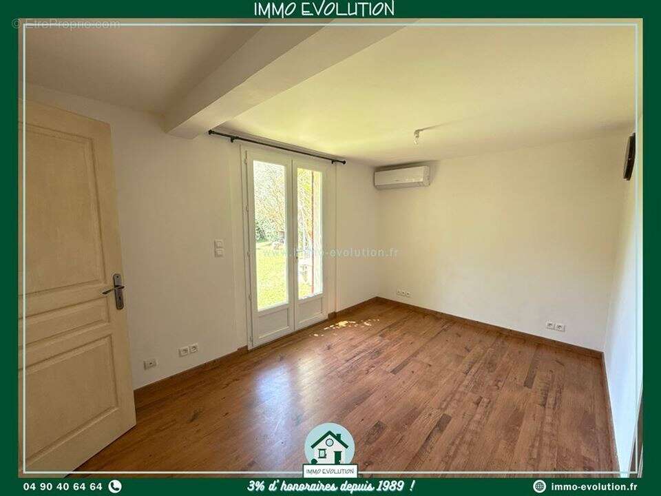 Maison à CAMARET-SUR-AIGUES