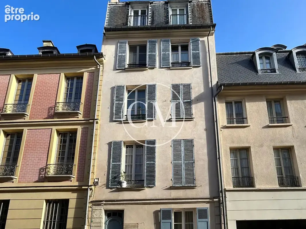 Appartement à VERSAILLES