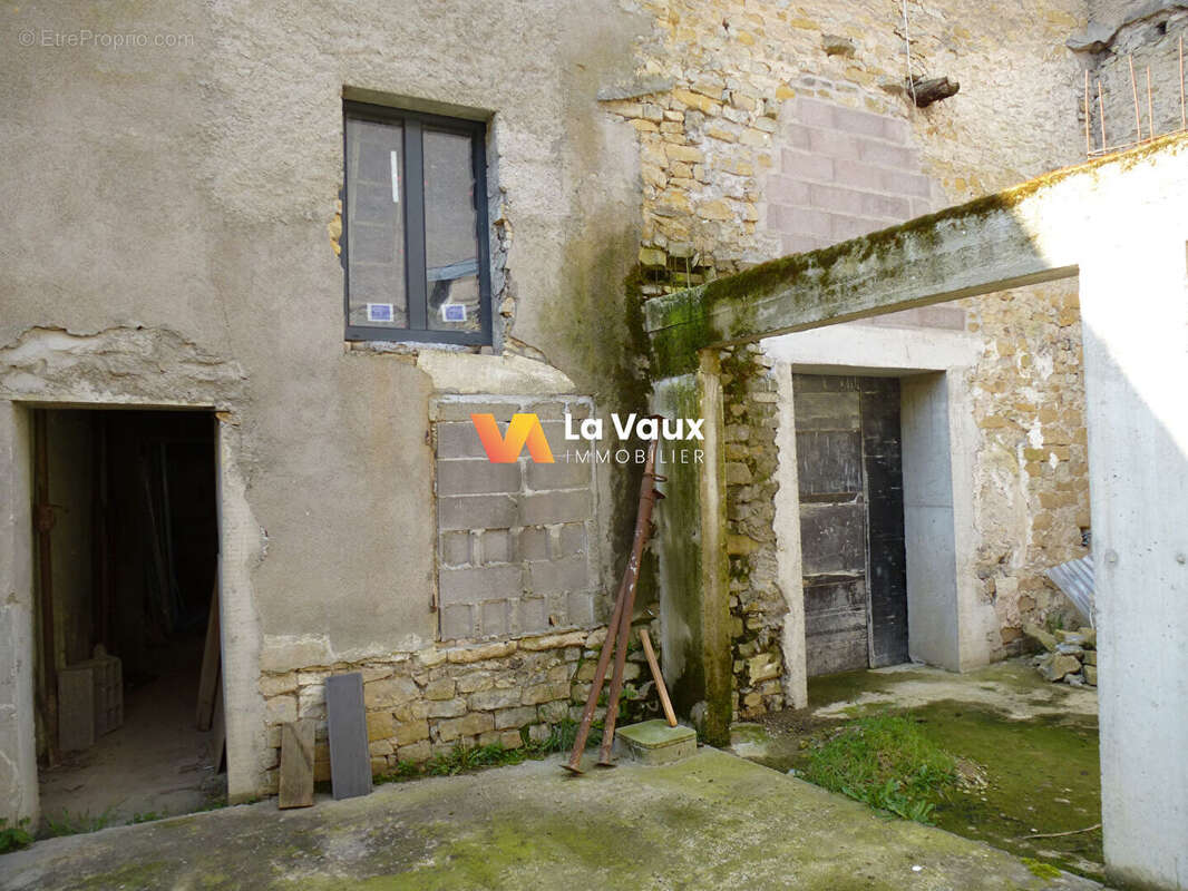 Maison à PULLIGNY