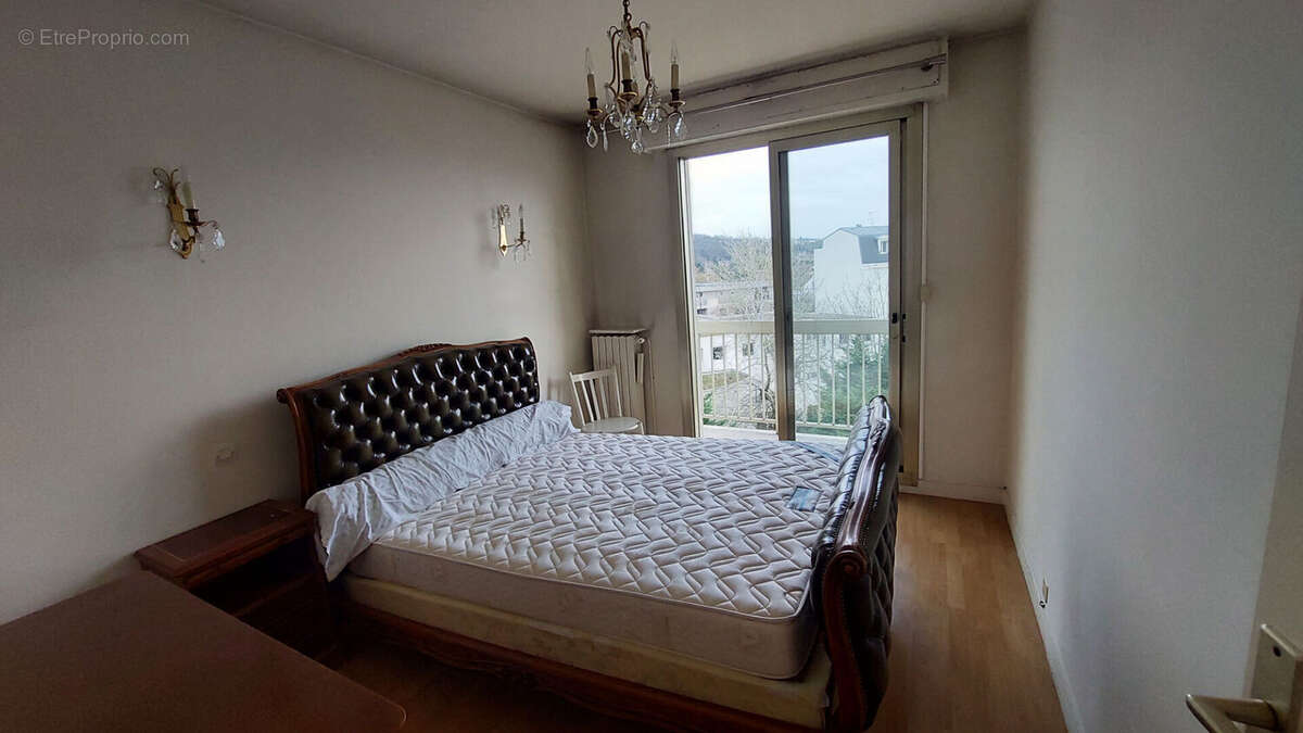 Appartement à SAINT-MAUR-DES-FOSSES