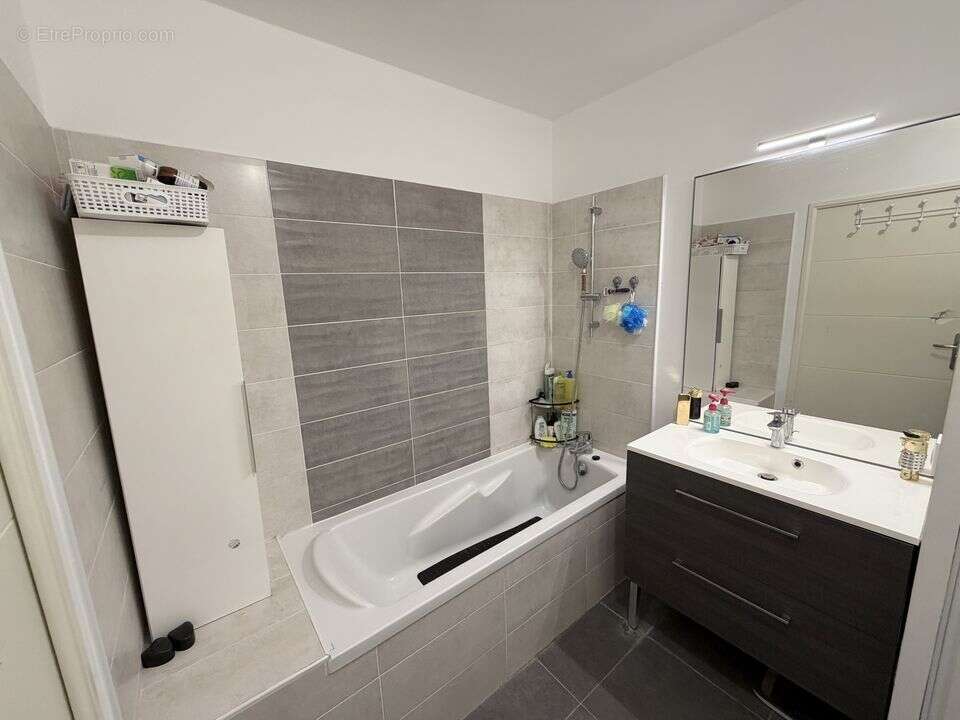 Appartement à MARSEILLE-13E