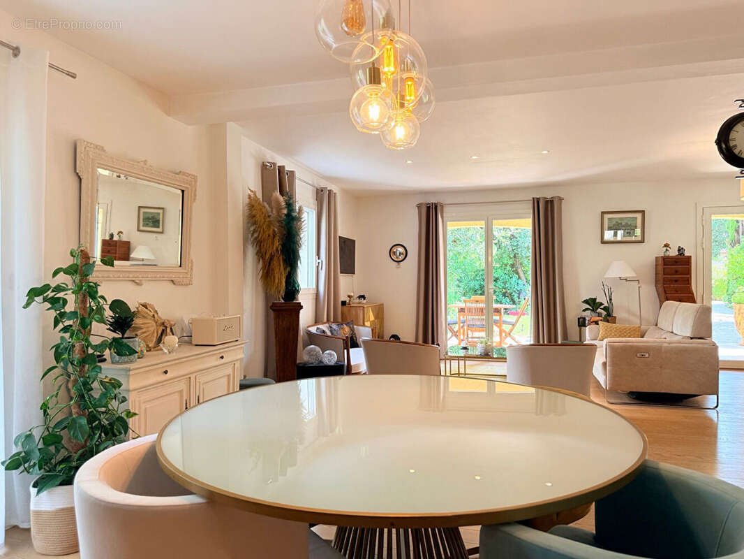Elégante villa provençale - Saint Paul Trois Chateaux - 5 pièces -122m² - photo 11