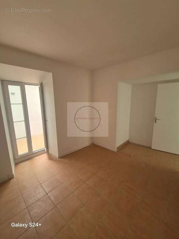 Appartement à LA FERTE-GAUCHER