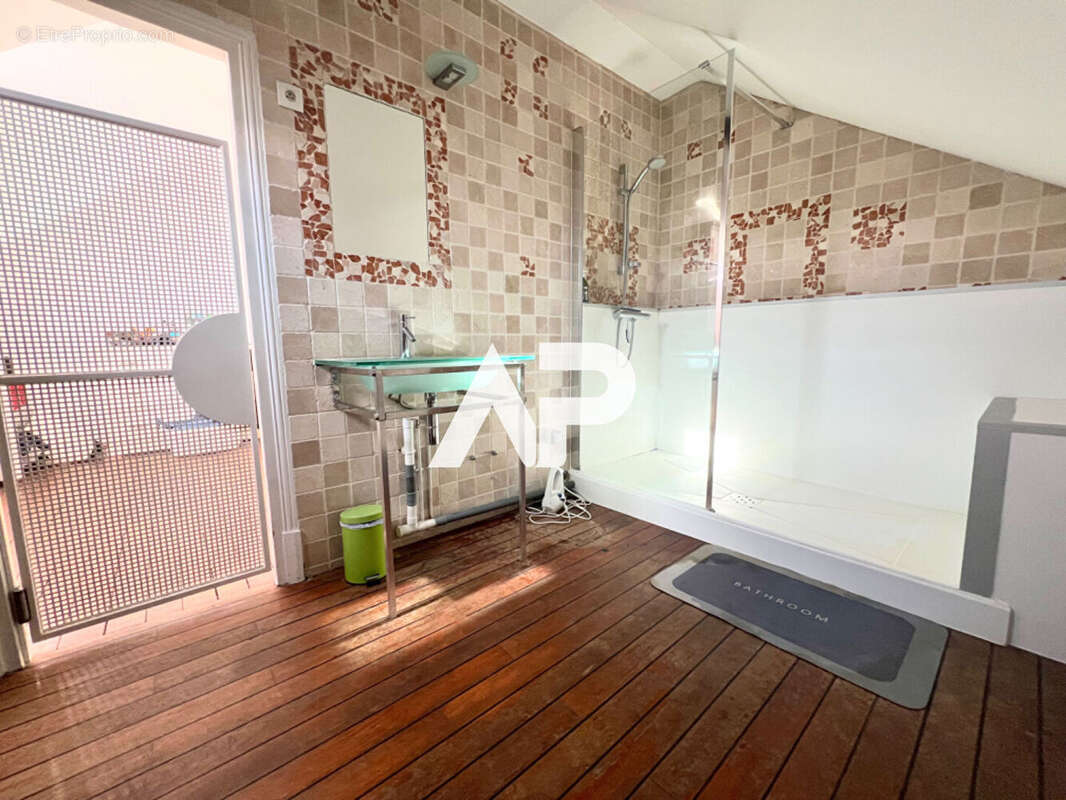 Maison à MONTMORENCY