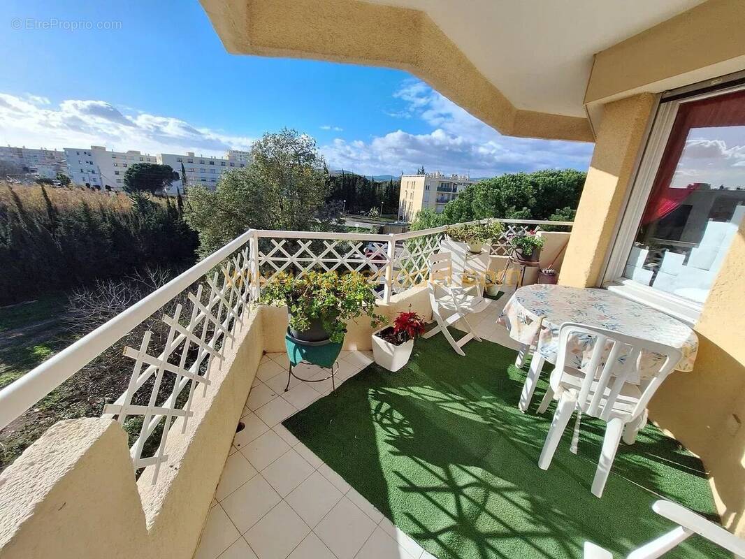 Appartement à FREJUS