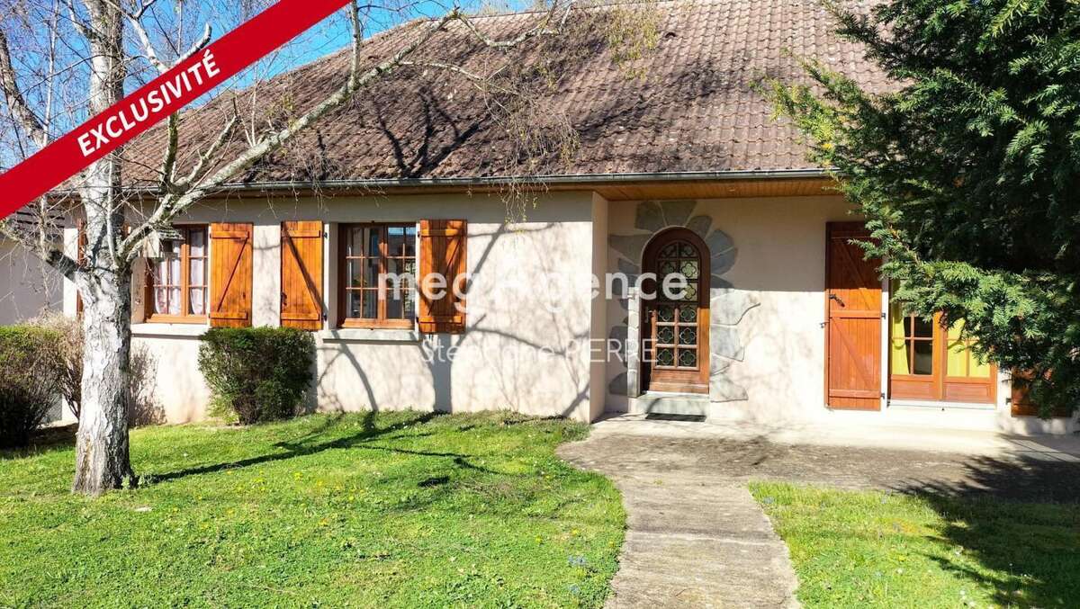 Maison à PREMILHAT