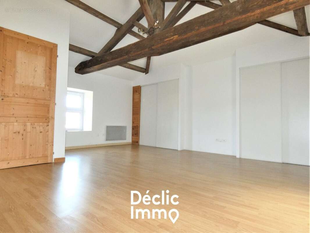 Maison à NIEUL-LE-DOLENT