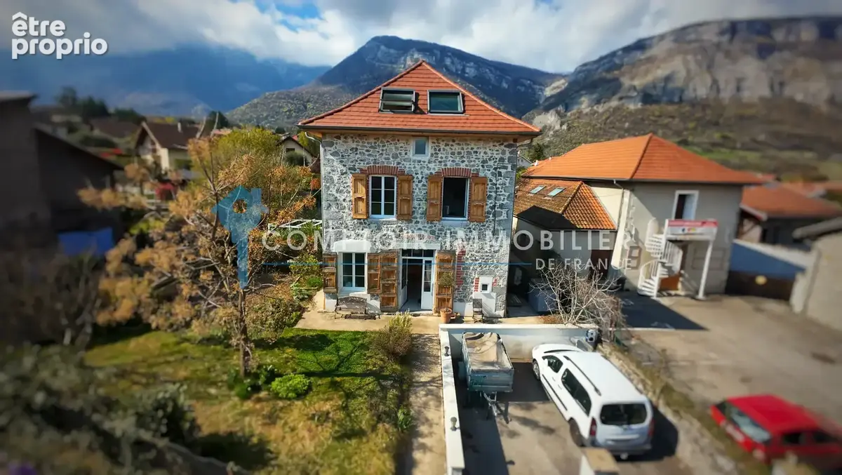 DPT (38) - A VENDRE - Maison de village - BERNIN - photo 17