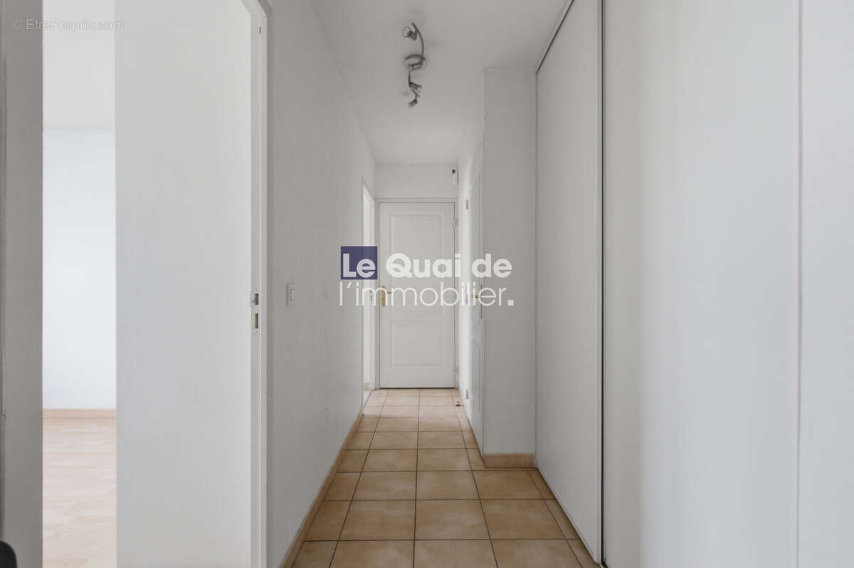 Appartement 65 m² à Echirolles  - photo 7