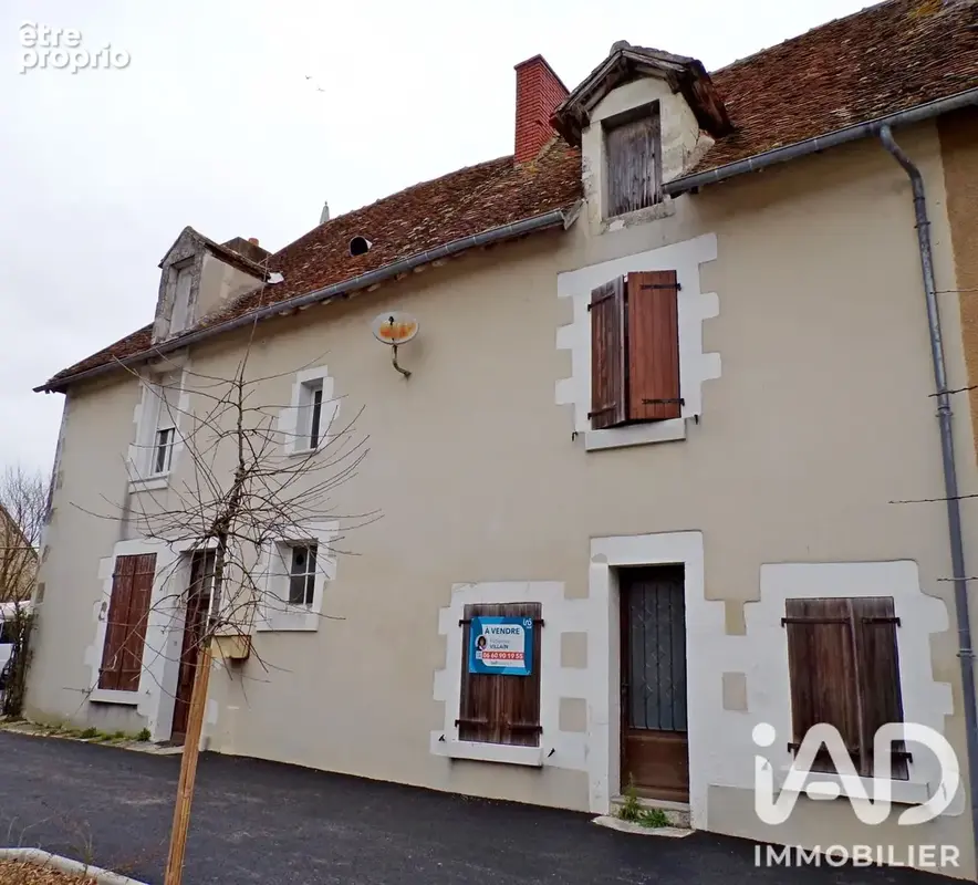 Photo 1 - Maison à SAINT-GENOU