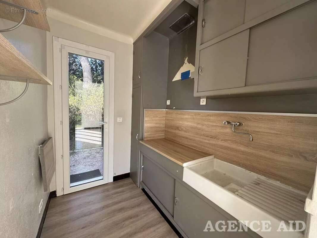 Maison à CUGES-LES-PINS