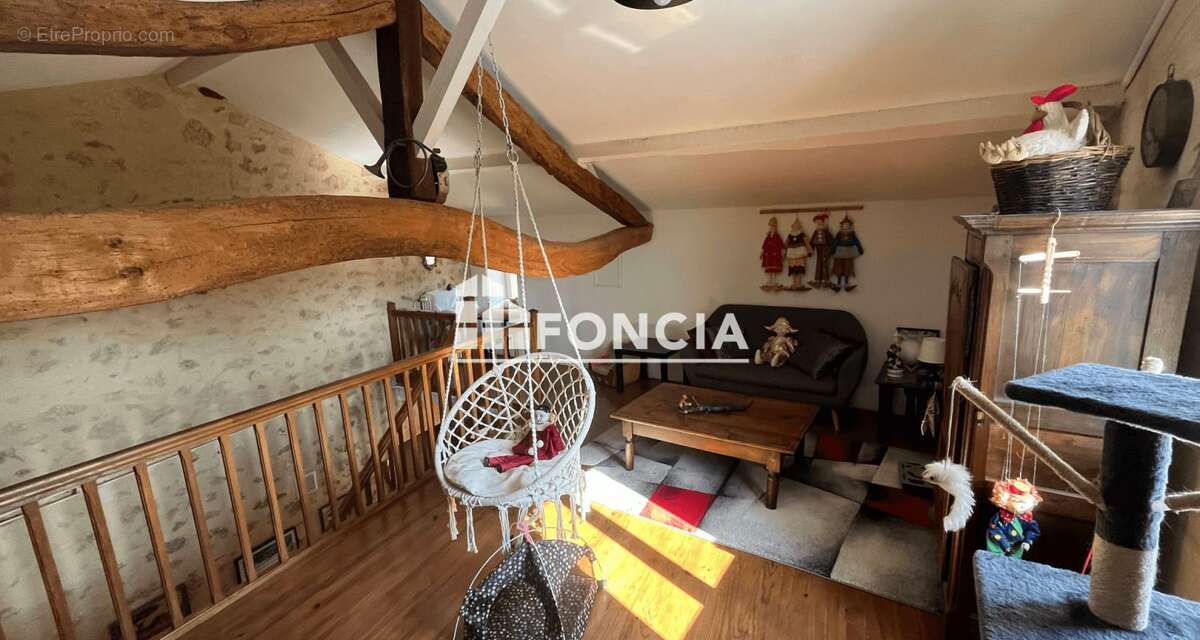 Maison à SAINT-VINCENT-DE-PERTIGNAS