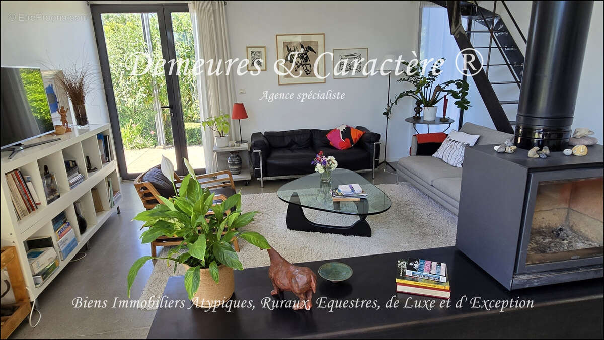 Remarquable maison d'architecte sur 3000m2 avec piscine, terrasse, boulodrome, au Sud de NANTES - photo 12