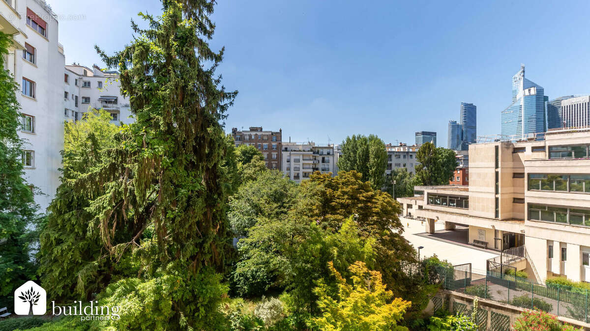 Neuilly Argenson - Appartement 3 pièces, vue dégagée - photo 6