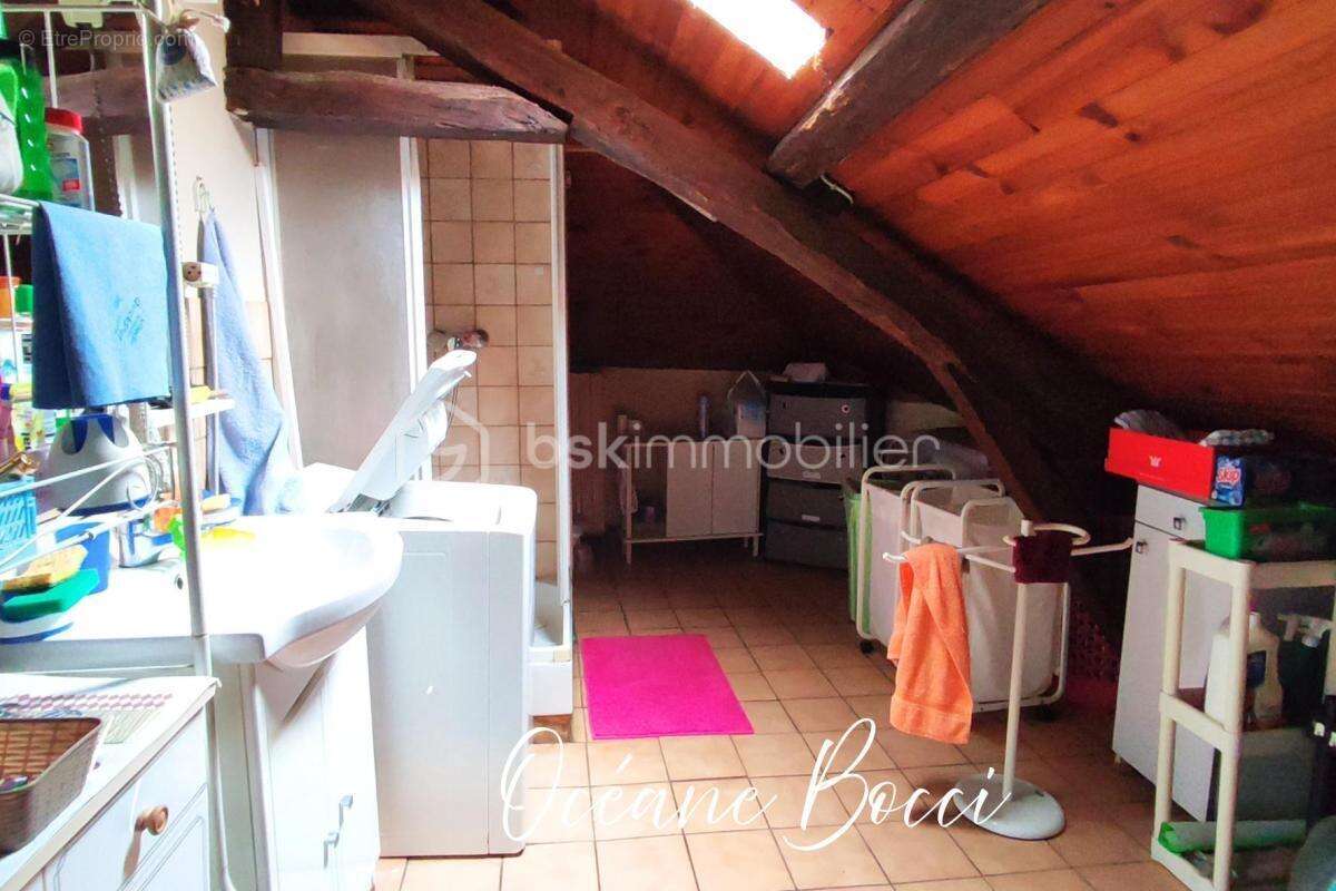 Maison à MEHUN-SUR-YEVRE