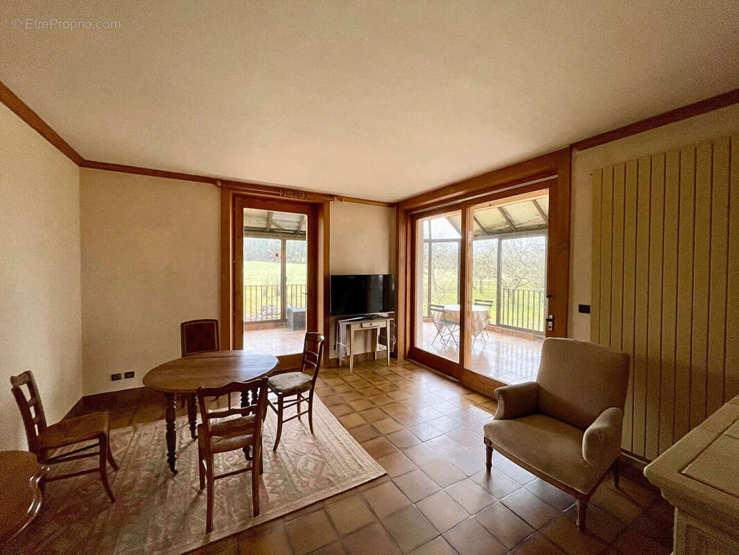 Maison - Charmoille - photo 9