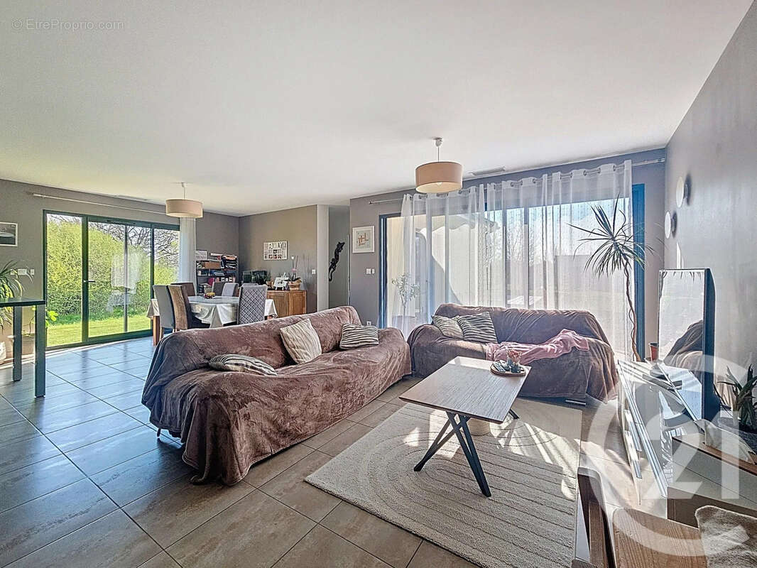 Maison 147 m² à Montauban  - photo 2