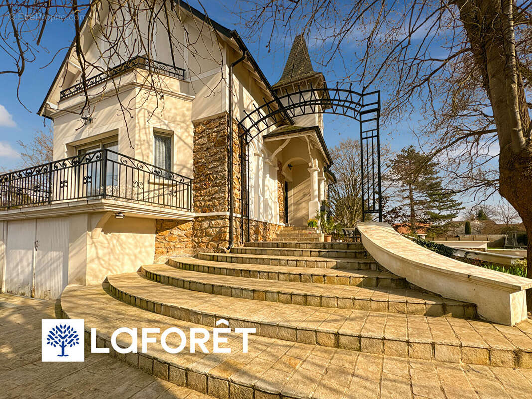 Maison à MORSANG-SUR-ORGE