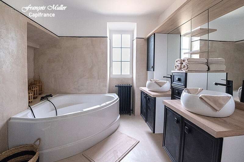 Propriété de caractère avec piscine et gîtes – Art de vivre en Provence - photo 11