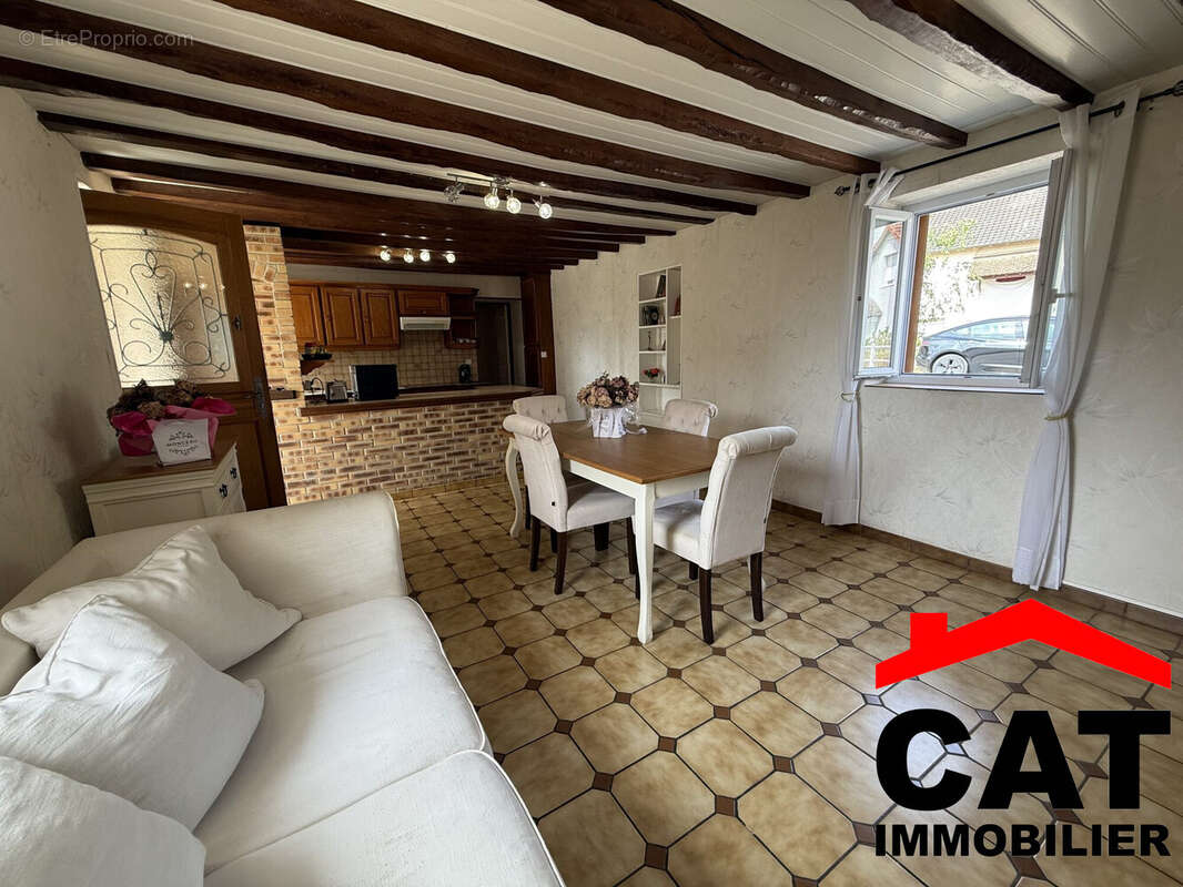Maison 62 m² à Egreville  - photo 5