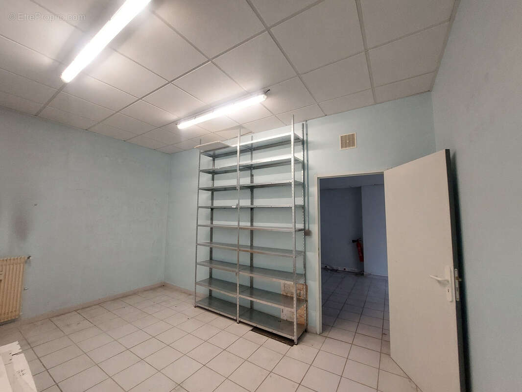 À vendre   Bureaux professionnels en centre de Villefranche - photo 12