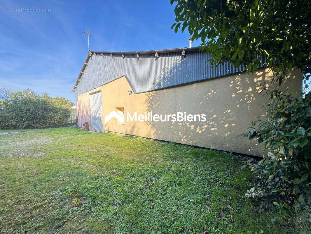 Maison à PLOUGOUMELEN