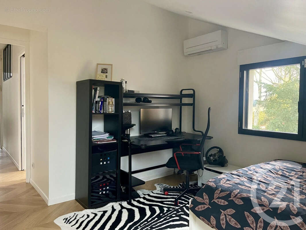 Maison à SAINT-MAUR-DES-FOSSES