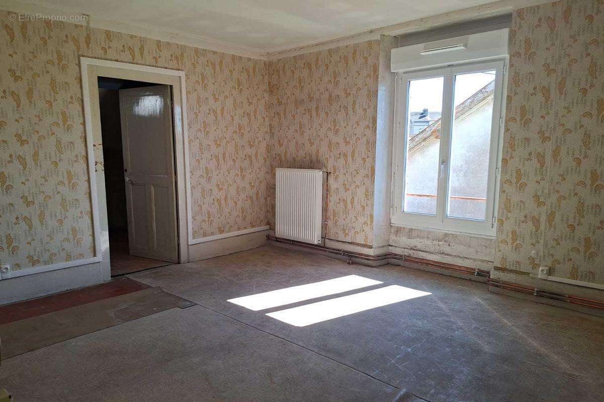 Maison à MONTCEAU-LES-MINES