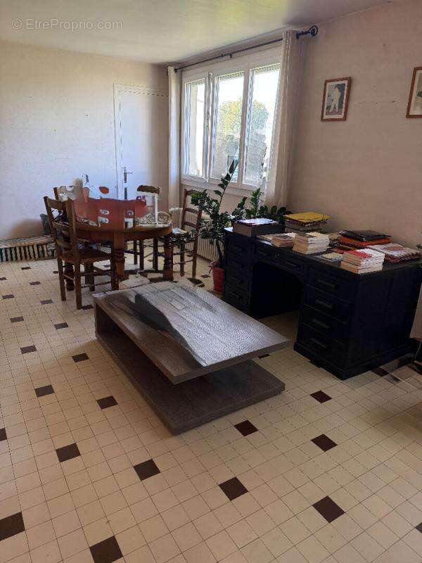 Maison à SAINT-MARCEL