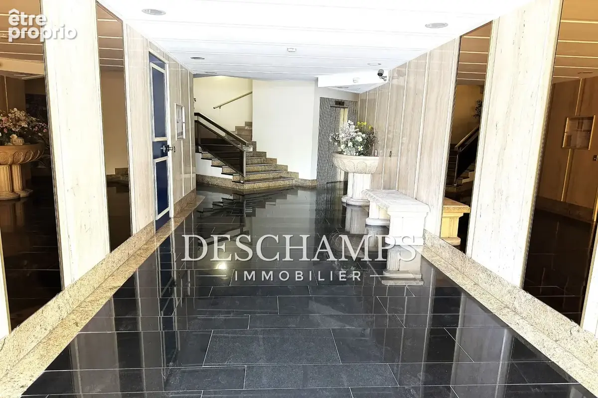 Appartement 1 pièce 31 m² à vendre à Antibes (06160) - photo 9