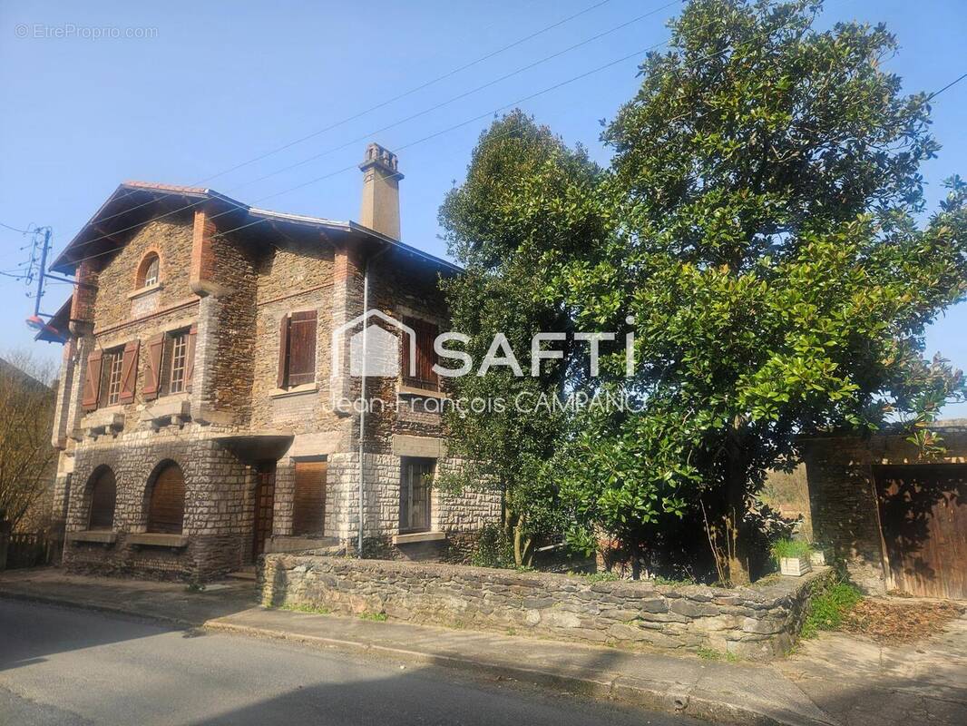 Photo 1 - Maison à DECAZEVILLE