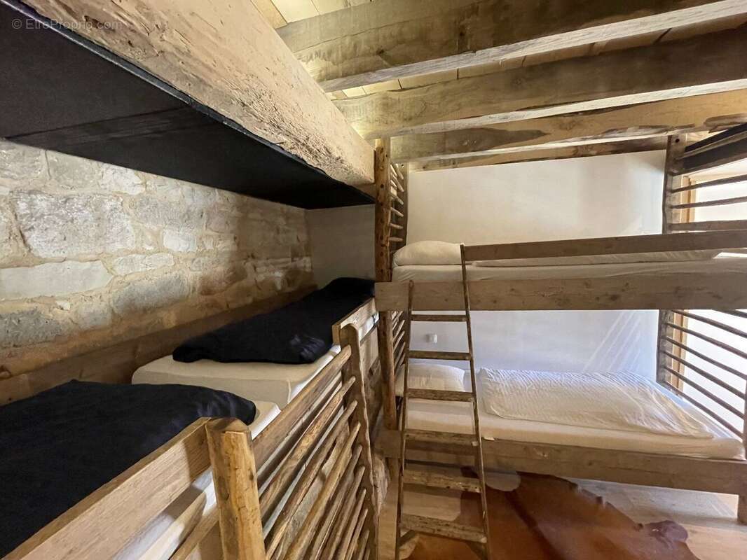 Belle grange rénovée avec dépendance de charme - photo 14