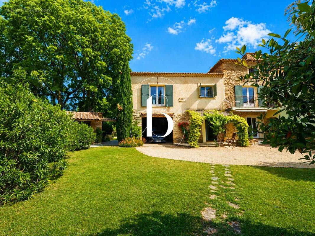 Maison à GOUDARGUES