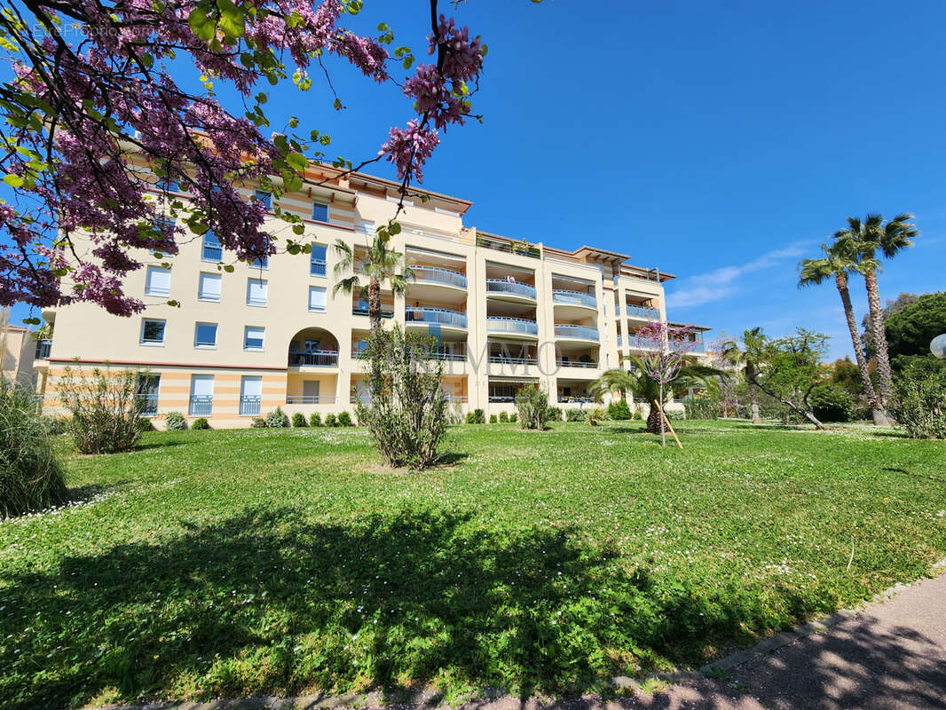 Appartement à FREJUS