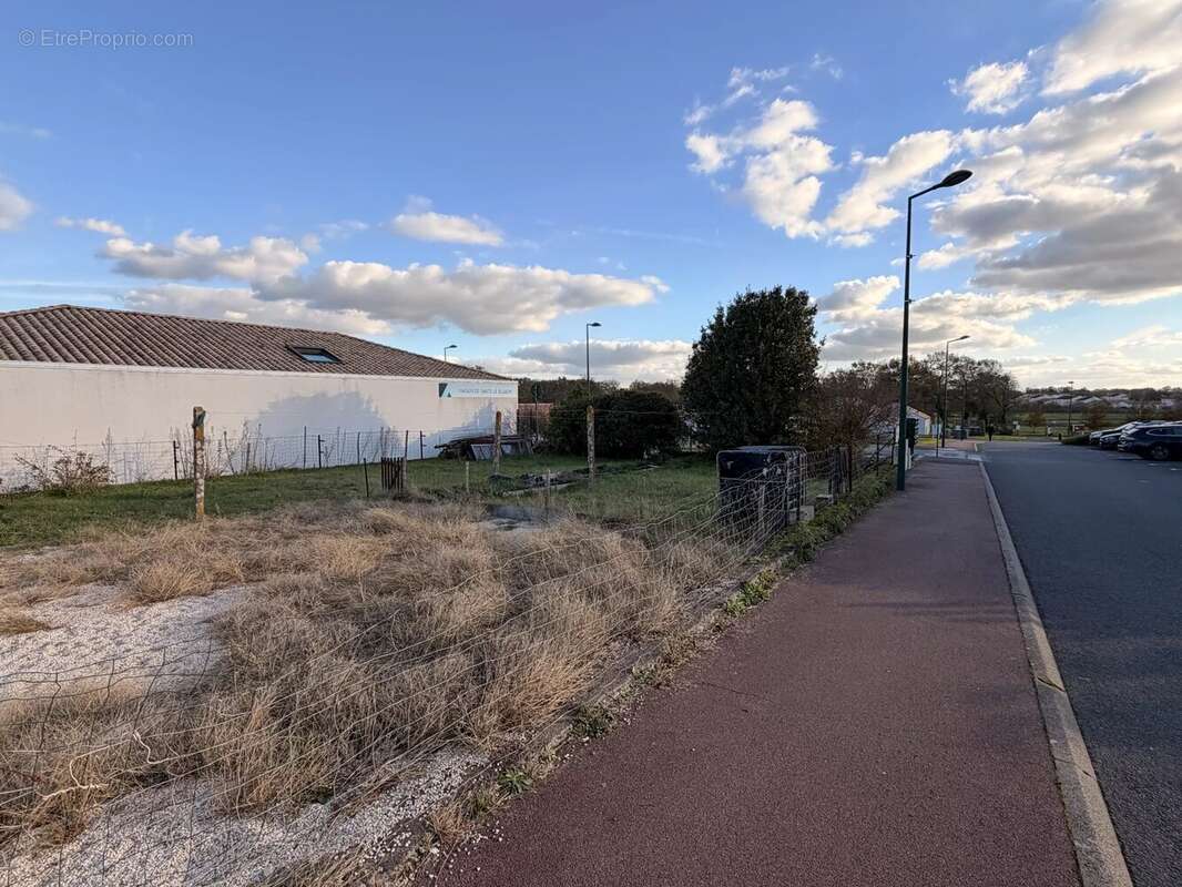 Terrain à LE BIGNON